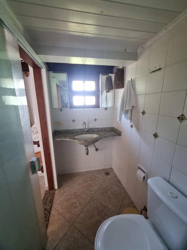 Bathroom, Chales e suite Ilhabela, São Sebastião