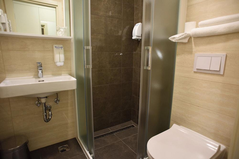 Bathroom 4, Hotel Santiny, Sveta Nedelja