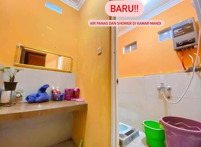 Bathroom 2, Villa Satita, Malang