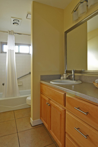 Bathroom 2, Aquamarine Villas, San Diego
