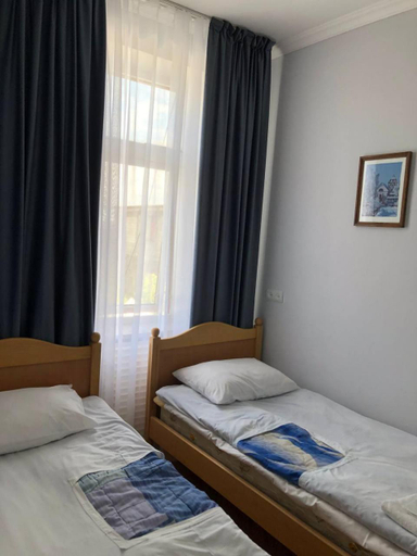 Bedroom 2, Mila Hotel