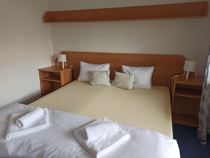 Bedroom, Hotel Jestrabi, Český Krumlov