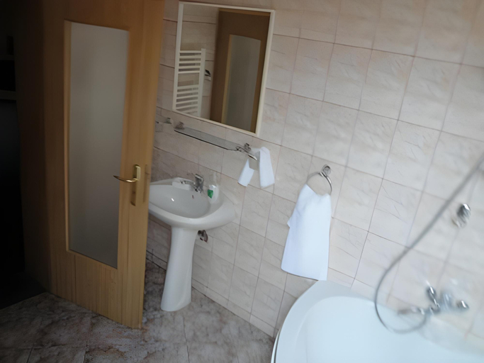Bathroom 3, Pensiunea Kronstadt, Brasov