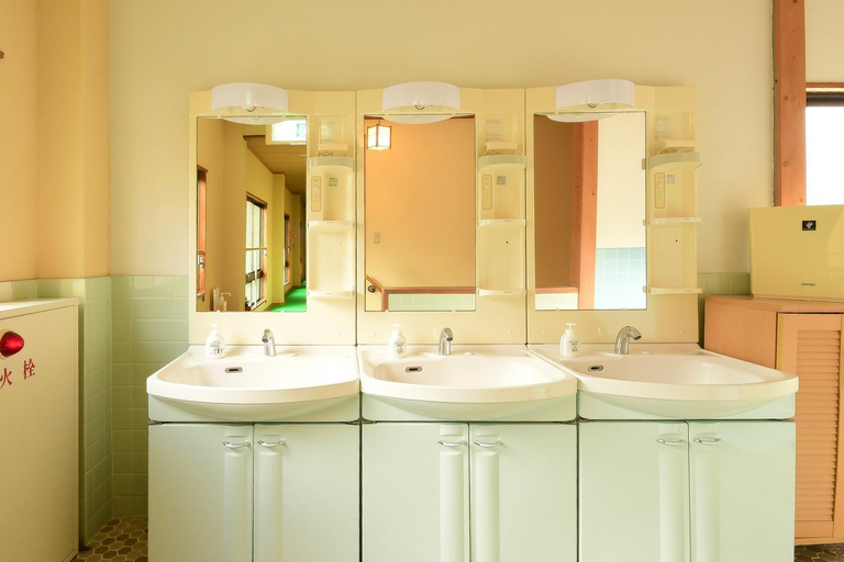 Bathroom 2, 高野山 宿坊 大円院 -Koyasan Shukubo Daienin-, Kōya