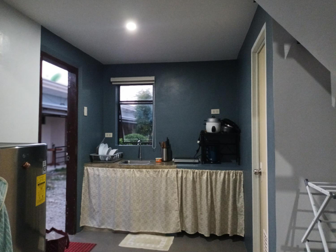 Others 4, Grae’s Apartelle, Moalboal
