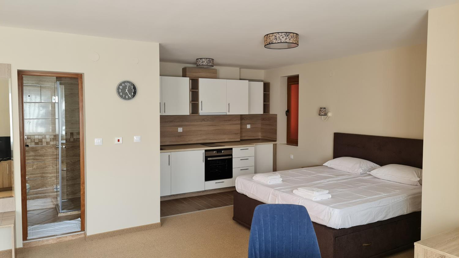 Bedroom 3, Hotel Geppy, Stolichna