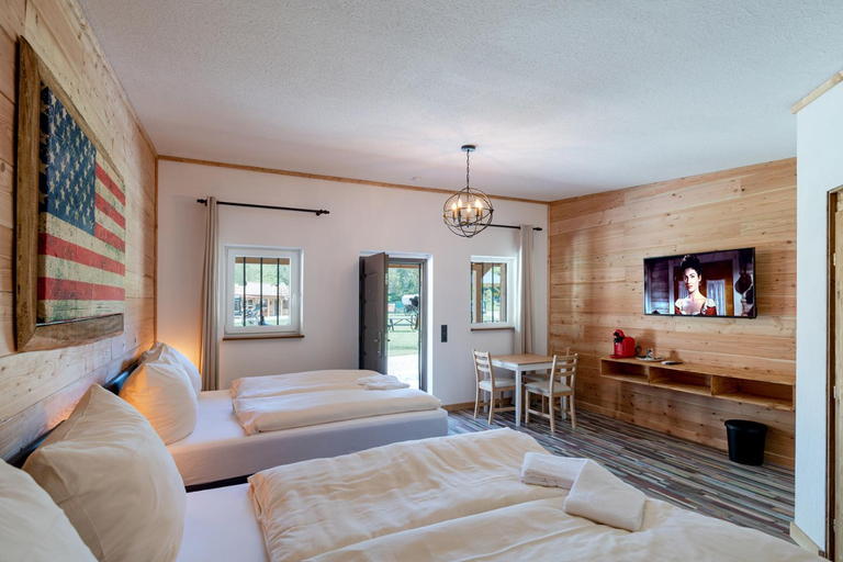 Bedroom 3, Zundstoff-City Western-Motel, Waldeck-Frankenberg