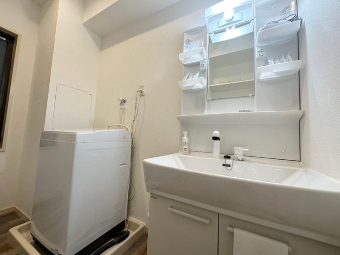 Bathroom 4, EG12 Elizabeth Garden Nippombashi, Osaka