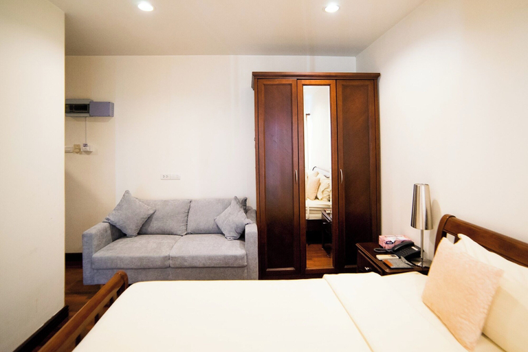 Room 2, Kanavera House Serviced Apartment, Si Racha