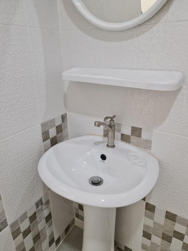 Bathroom 5, De Chalet, Ratchathewi