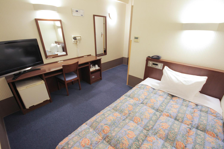 Bedroom 3, Toyota Village, Toyota