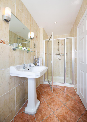 Bathroom 5, Crab Hall, North Yorkshire