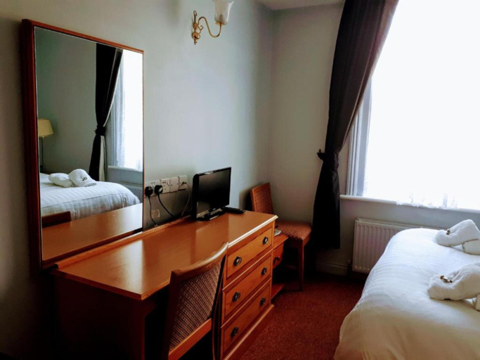 Bedroom 3, No. 3, Bath and North East Somerset