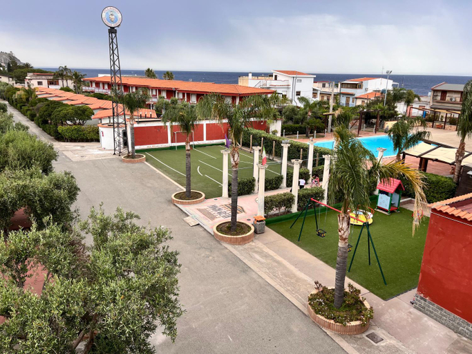 Others 5, Villaggio Magna Grecia, Reggio Di Calabria