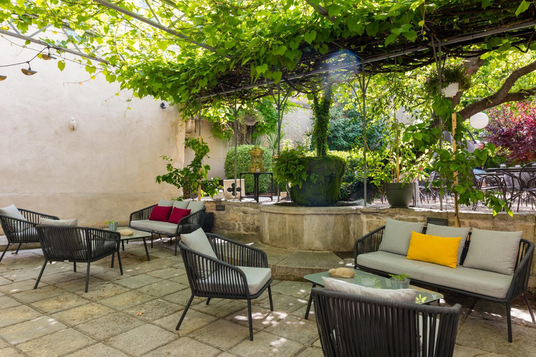 Others 5, Hotel LA MARGELLE, Vaucluse