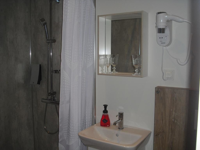 Bathroom 5, 1A Guesthouse, Villingaholtshreppur