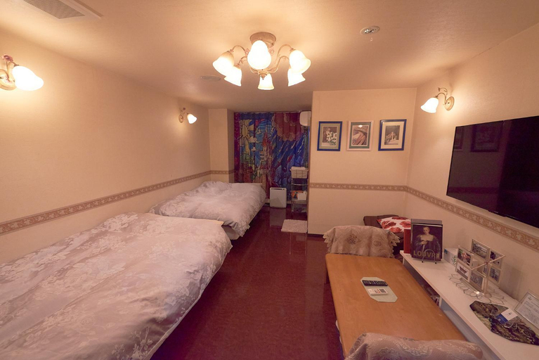 Bedroom 3, Hotel 4F Macaroni, Osaka