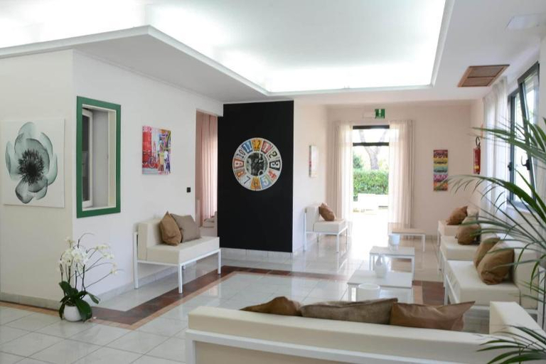 Public Area 2, Hotel Marebello, Teramo