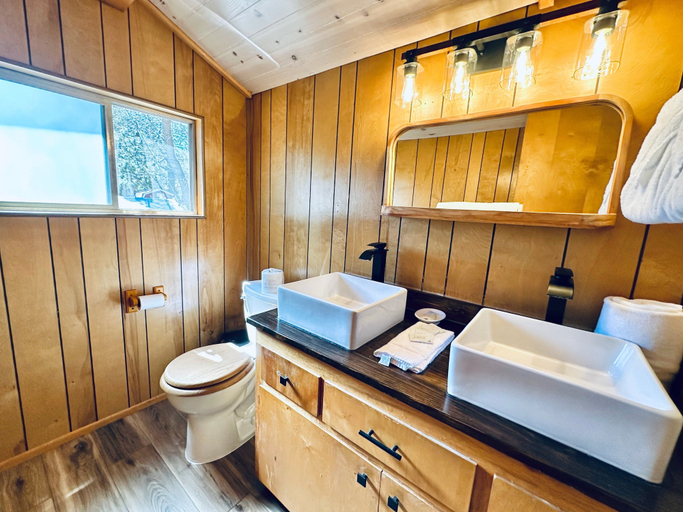 Bathroom 3, Highland Oaks Retreat #2492, San Bernardino
