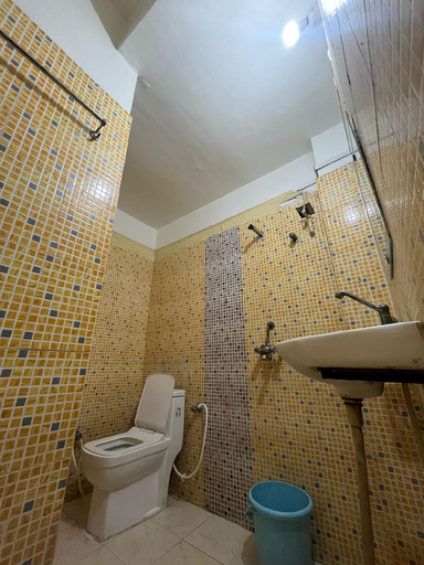 Bathroom 4, Hotel Ashok Palace Near Taj Mahal  Agra, Agra