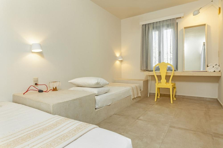 Bedroom 2, Villa Iokasti, Crete