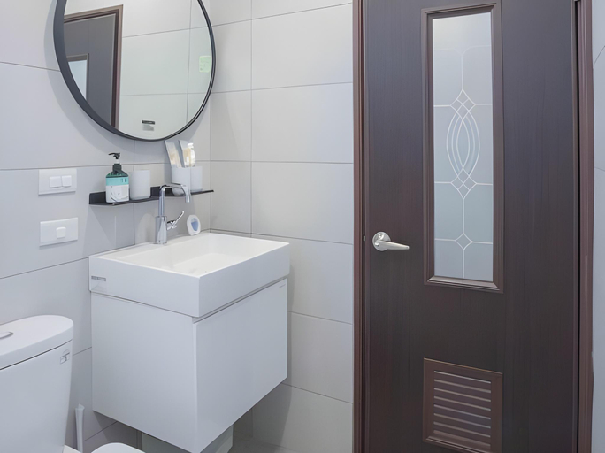 Bathroom 2, Meedori Coffee Home Stay, Kinmen