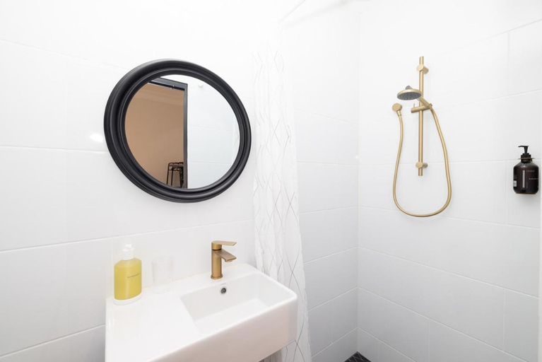 Bathroom 5, The Royal Hotel Bungendore, Palerang - Pt A