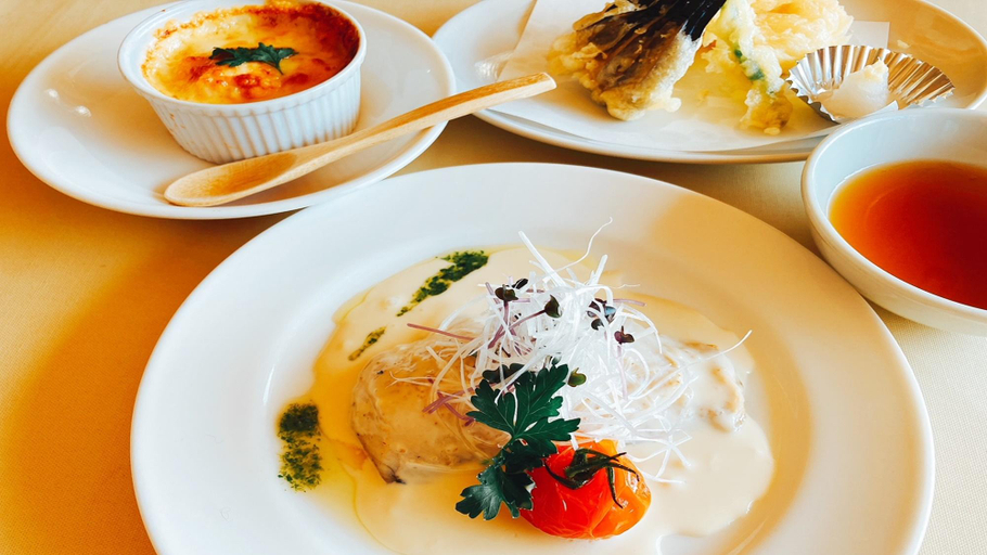 Food & Drinks 4, Hotel Second Stage, Takamatsu
