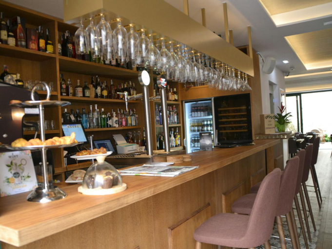 Food & Drinks 4, Jardi de Pedra, Girona