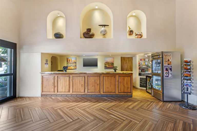 Public Area 2, Best Western Plus Arroyo Roble Hotel & Creekside Villas, Coconino