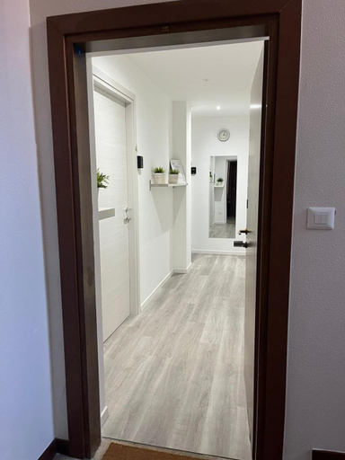 Others 2, Bed&breakfast BBqueen Sandonato Policlinico, Milano