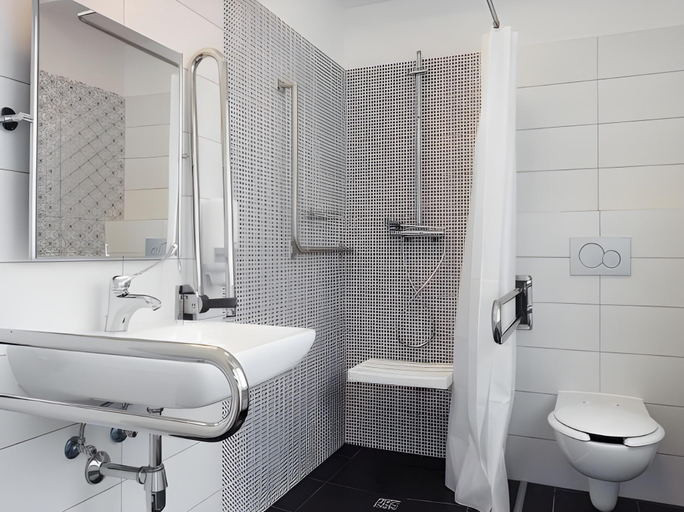 Bathroom 4, Hostel Marmota, Innsbruck