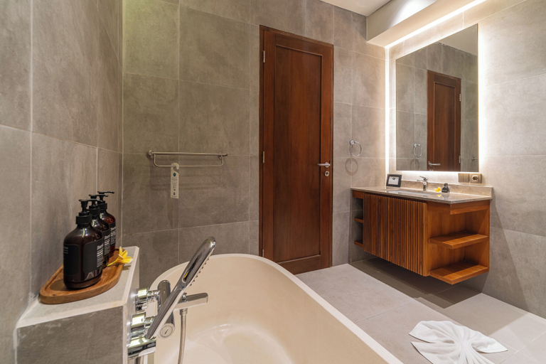 Bathroom 5, Ubud Aura Retreat, Gianyar