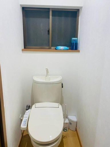Bathroom 3, Use 2 private rooms! Ground floor, 2 bathrooms, 2 toilets, near Namba, Osaka