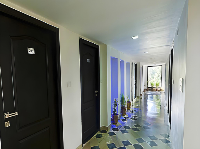 Public Area 3, Hotel Panna Paradise, Agra
