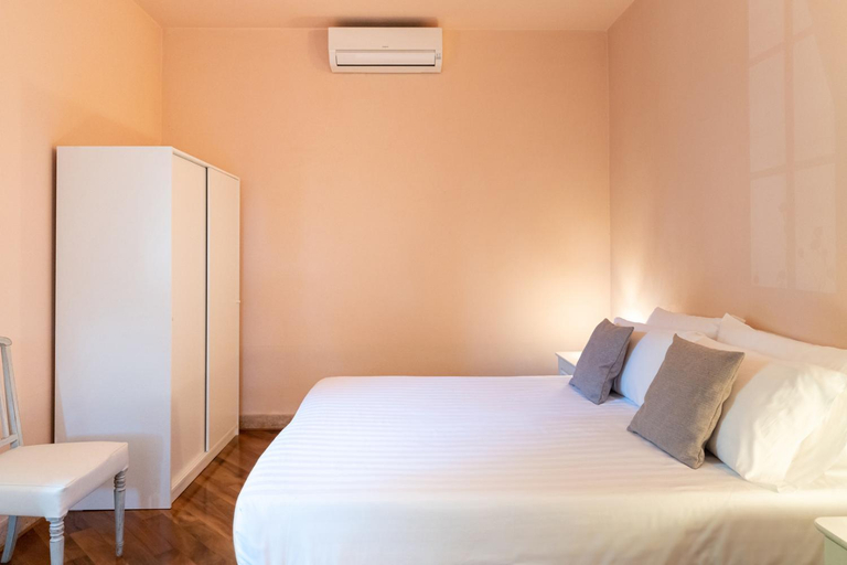 Bedroom 2, Hotel Desiree by Double Hospitality, Brescia
