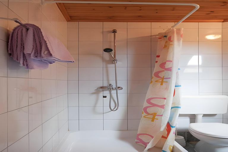 Bathroom 3, Guesthouse Zafran- Two Bedroom Apartment, Plitvička Jezera