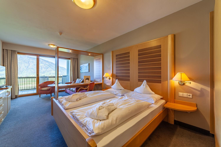 Bedroom 2, Hotel Tyrol, Bolzano
