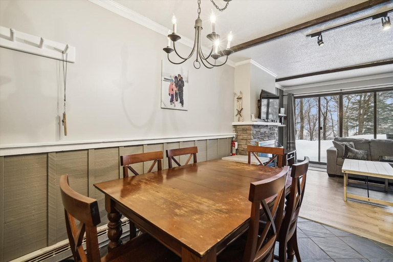 Food & Drinks, Whiffletree D2 3BR Condo with Fireplace, Ski Home, & Shuttle, Rutland