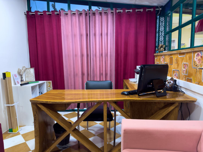 Public Area 2, Da Bungalow - House of Leisure, Agra