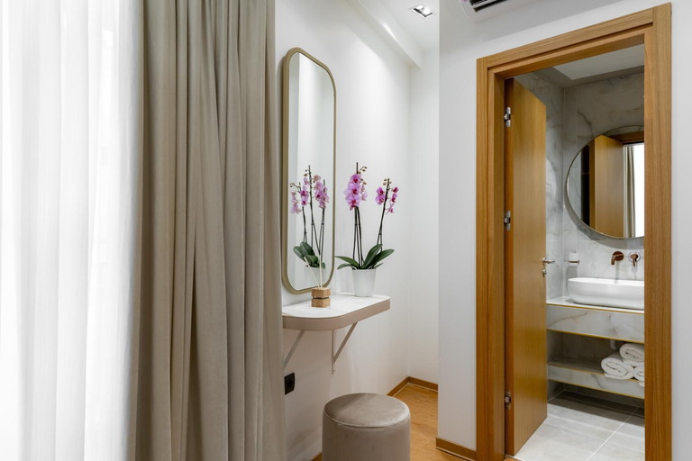 Bathroom 5, Aeolian Spirit Suites, Attica