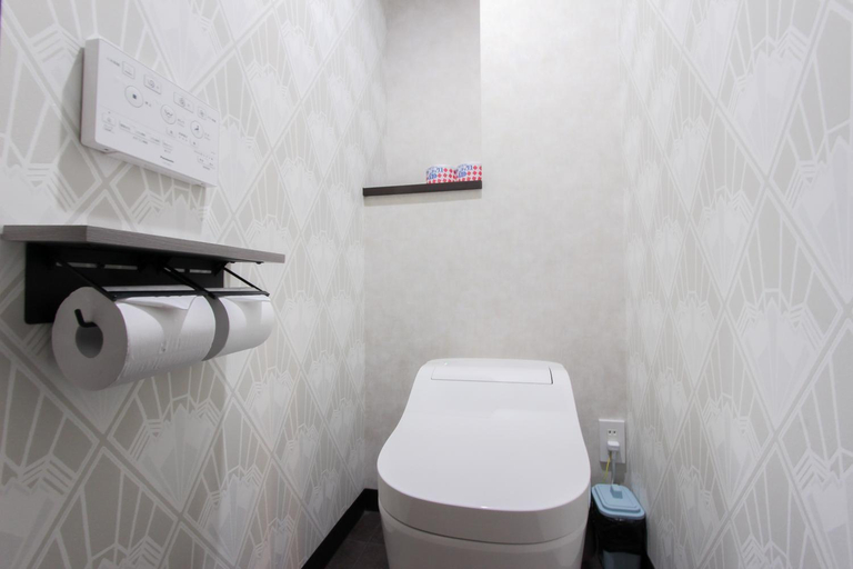 Bathroom 3, Parkside Inn Hakata, Fukuoka