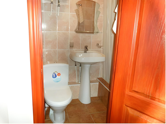 Bathroom 2, Airport Hotel, Ul'yanovskiy rayon