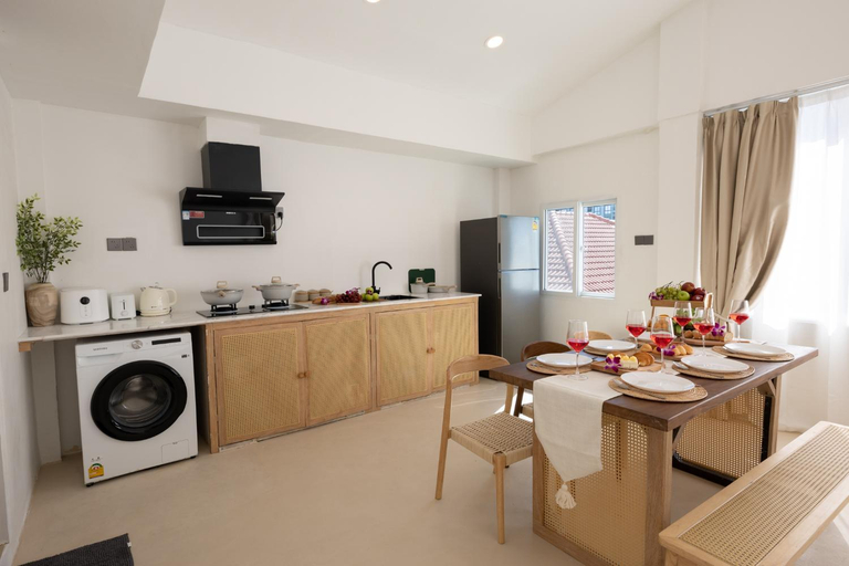 Others 5, Ratchada Retreat Boutique Suites, Din Dang