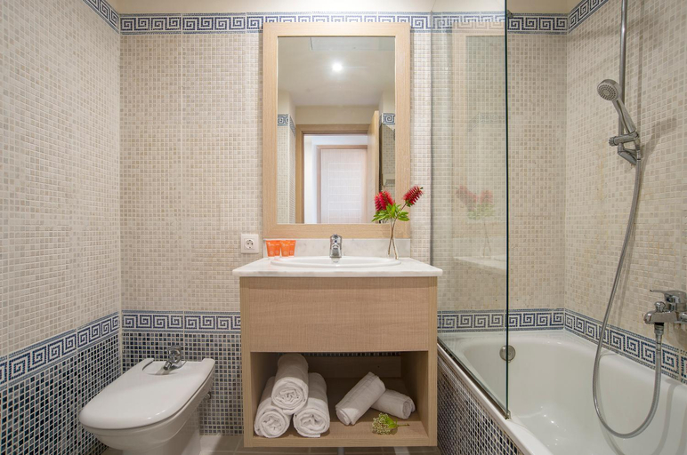 Bathroom 4, Pierre & Vacances Resort Bonavista de Bonmont, Tarragona