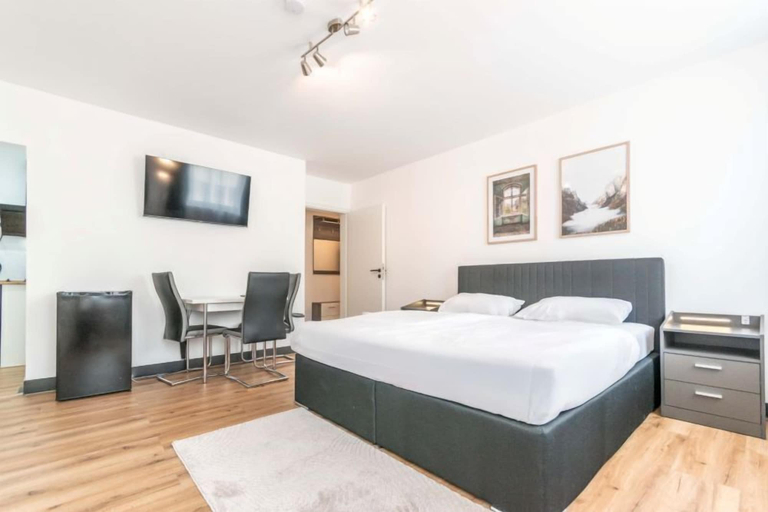 Bedroom 4, Hotel Essen, Essen