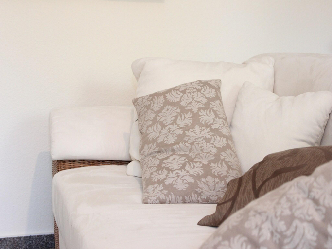 Bedroom 3, Cozy Apartment with Pool Forest, Diepholz