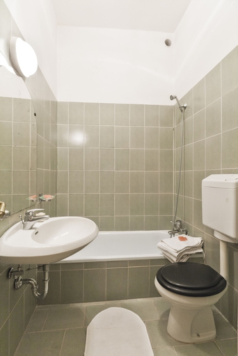 Bathroom 4, Palazzetto San Lio, Venezia