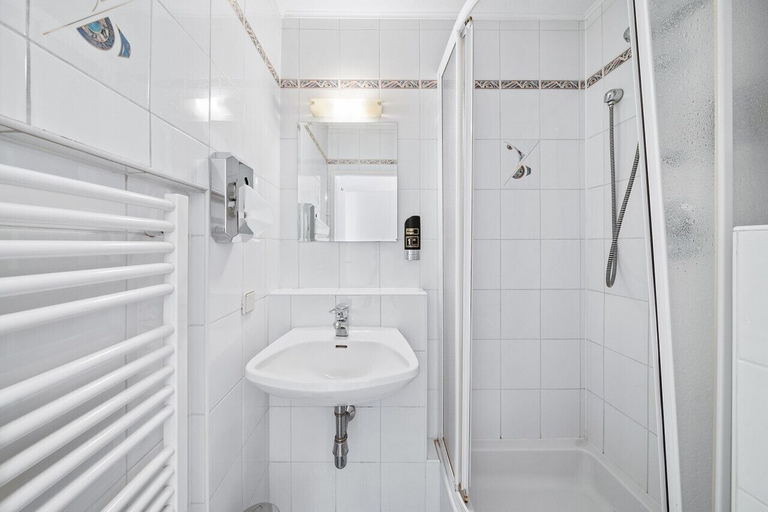 Bathroom 4, Arbio I Flora Collection, Wien