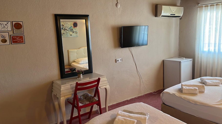 Bedroom 5, neşe otel, Çeşme